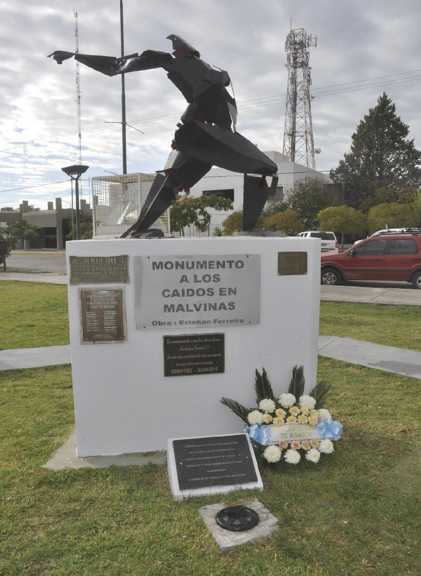 Monumento a los caídos en la Guerra de Malvinas en Rawson