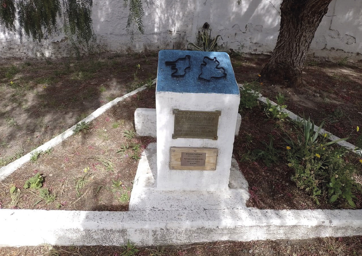Monumento a los caídos en la Guerra de Malvinas en Sierra Grande