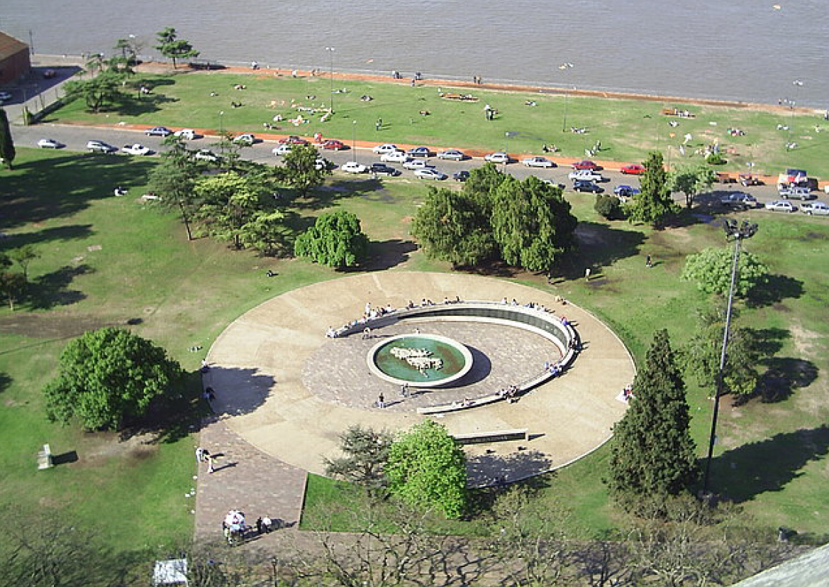 Vista panorámica de la recreación de las islas Malvinas en Rosario, Provincia de Santa Fe